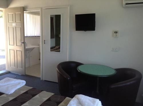 Hanging Rock Family Motel Batemans Bay Buitenkant foto